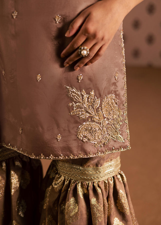 Naaz