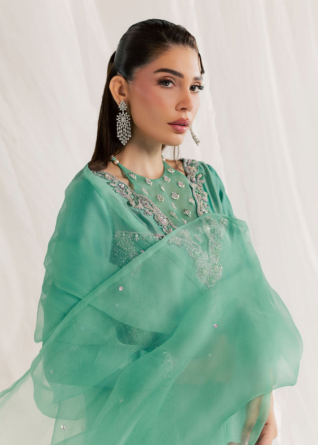 Sheer mint green organza dupatta from the Eraya Serene Meadow outfit draped across the shoulder